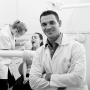 teeth whitening in Los Angeles